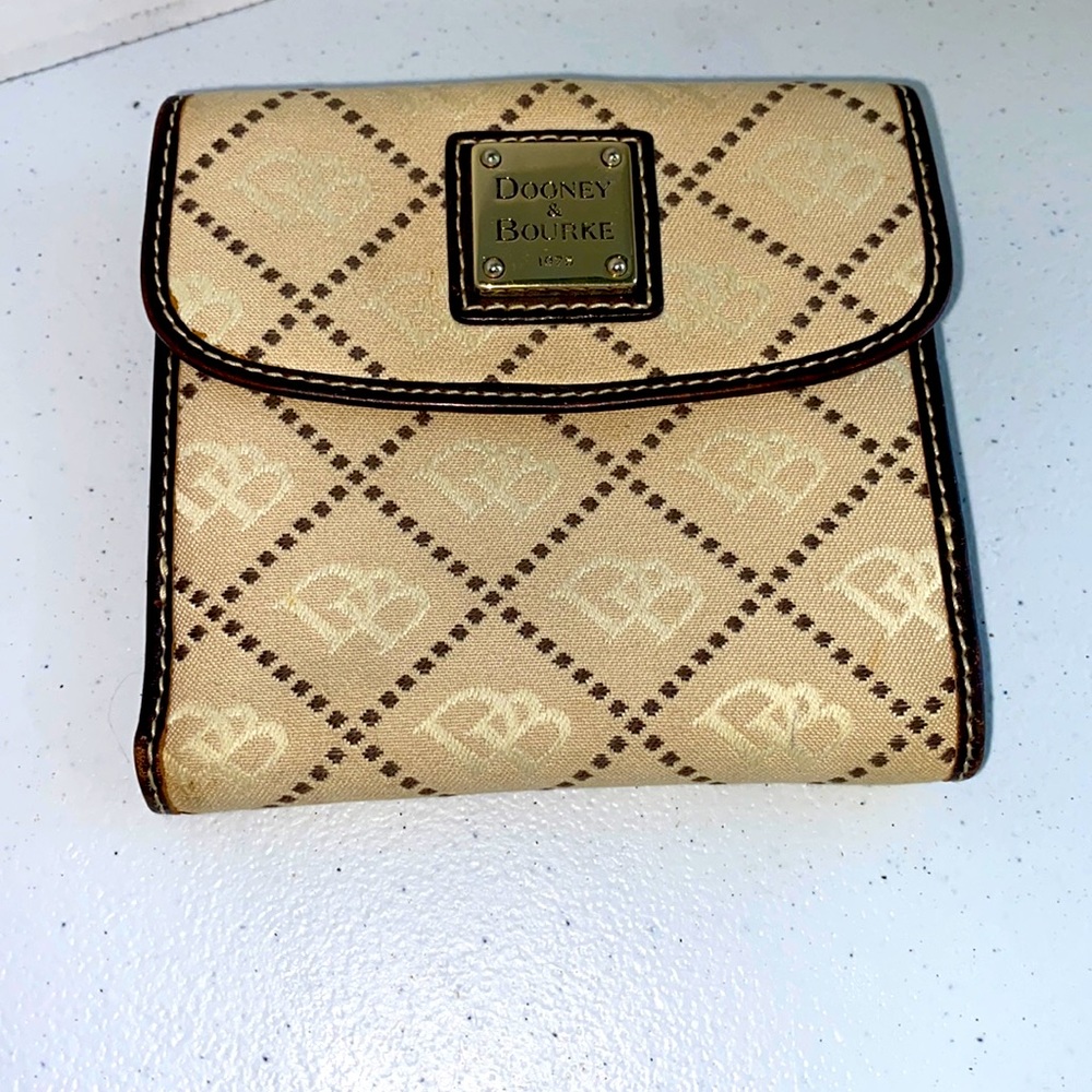 Dooney & Bourke Tan Wallet